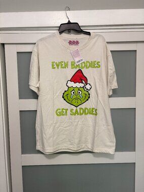Rolling Rack Boutique  Grinch Christmas Sad Even Baddies Get Saddies T-shirt M/L